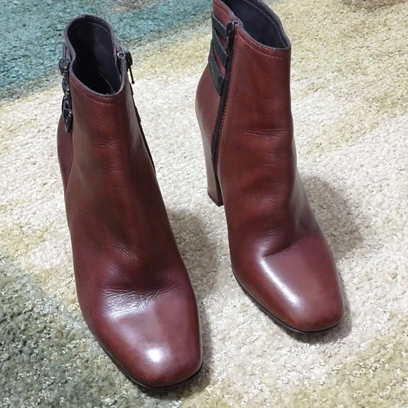 Women's Leather Booties High Quality Dark Brown Ankle Boots Sz 9.5 Made in Italy - Picture 2 of 10